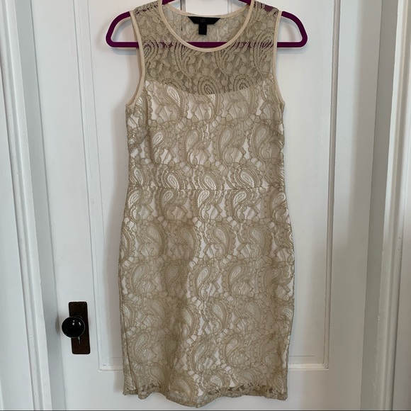 Dresses & Skirts - Lace dress size 6 GUC